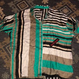 New with tags super sexy trendy shirt 👕